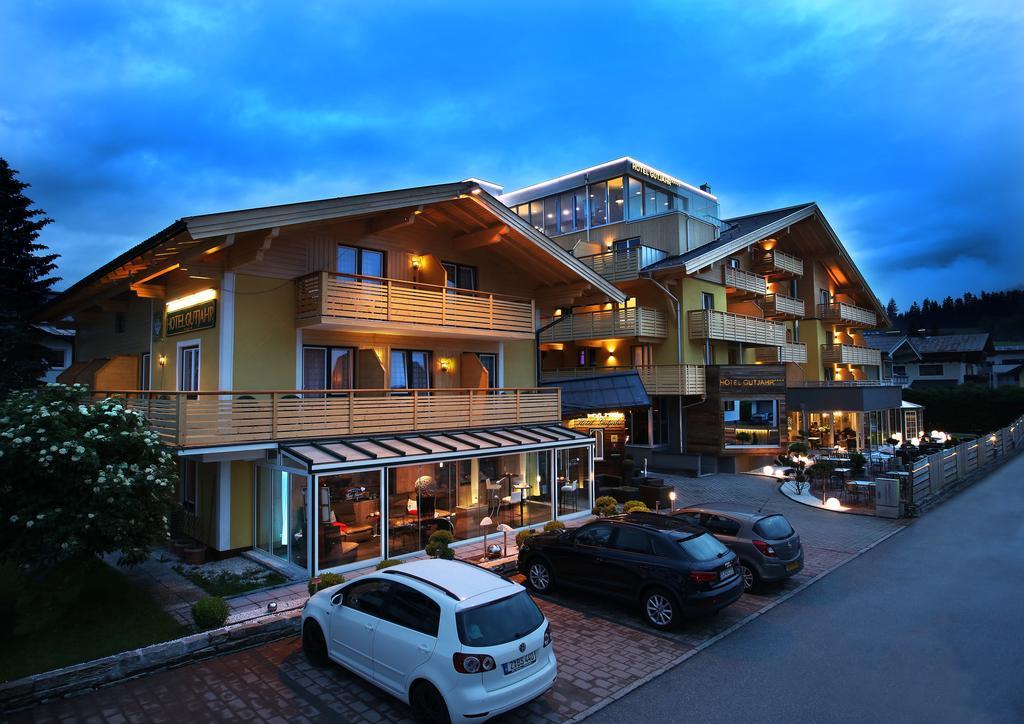 Aktiv- Und Wellnesshotel Gutjahr Абтенау Экстерьер фото